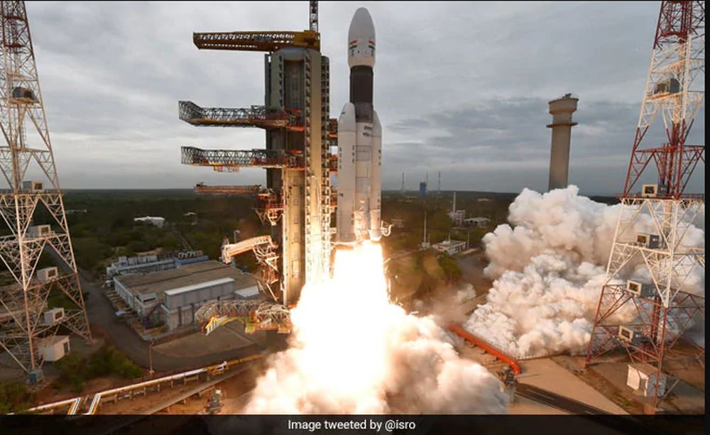 Indias Chandrayaan 2 Is Heading To The Moon Universe Today