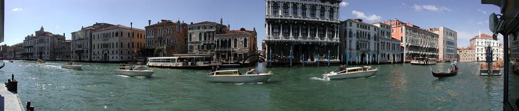 Venice's Canal Grande in happier times. Image Credit: Unknown. CC BY-SA 3.0, https://commons.wikimedia.org/w/index.php?curid=467857