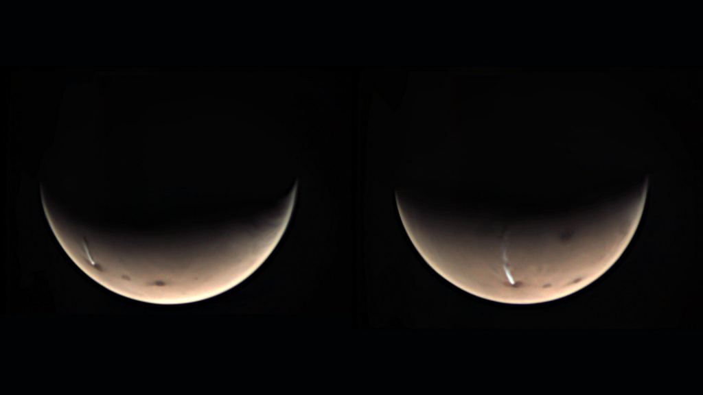 Image of Arsia Mons Elongated cloud, which shows up annually on Mars.