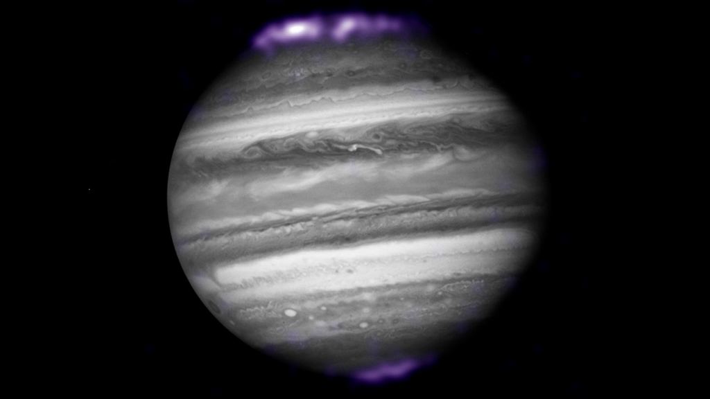 Image of auroras on Jupiter, as seen in X-ray by Chandra, one of NASA's X-ray telescopes, in 2007.
