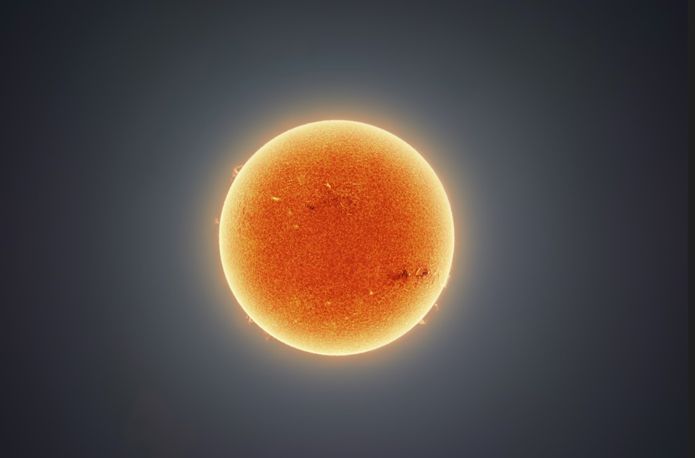 This Incredible Photo of the Sun is Made up of 150,000 Individual Photographs