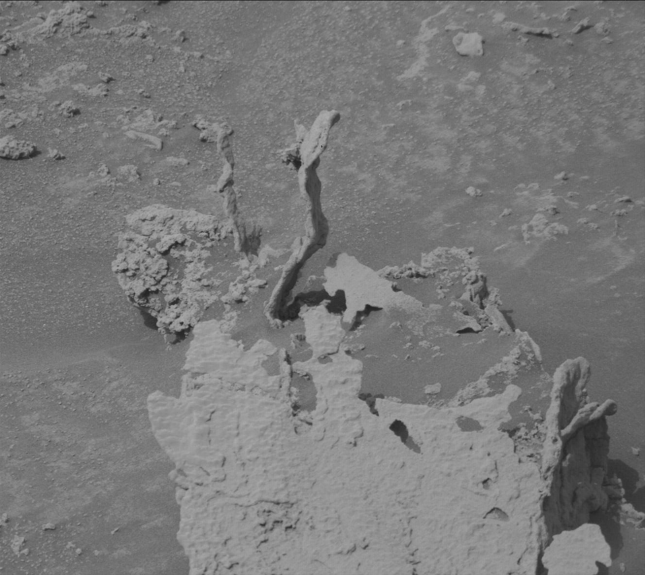 Curiosity Sees Bizarre Spikes on Mars - Universe Today