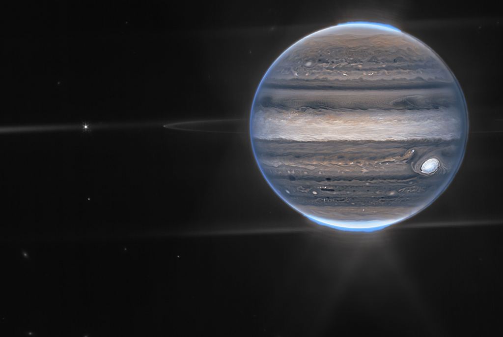 Webb Telescope sees Jupiter and its auroras in a new light