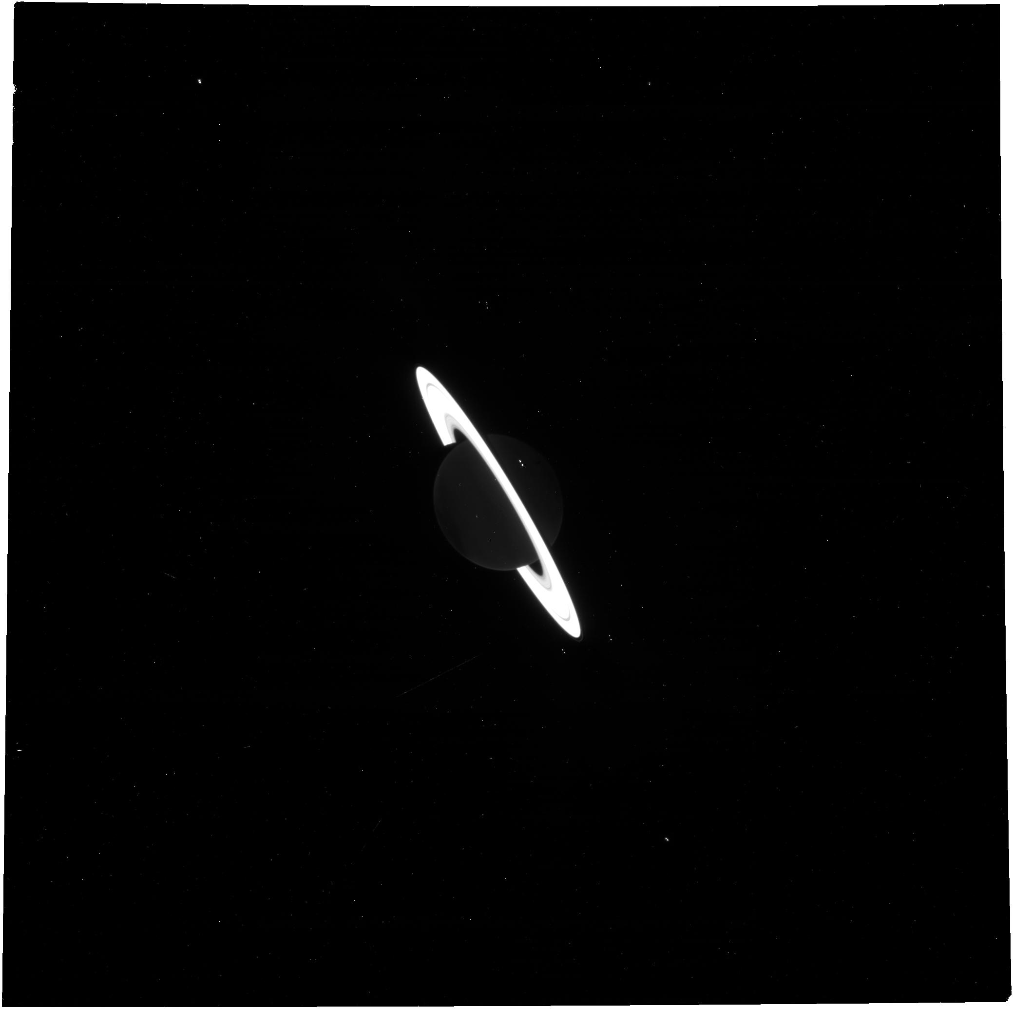 여기에 토성의 첫 번째 JWST 이미지가 있습니다.