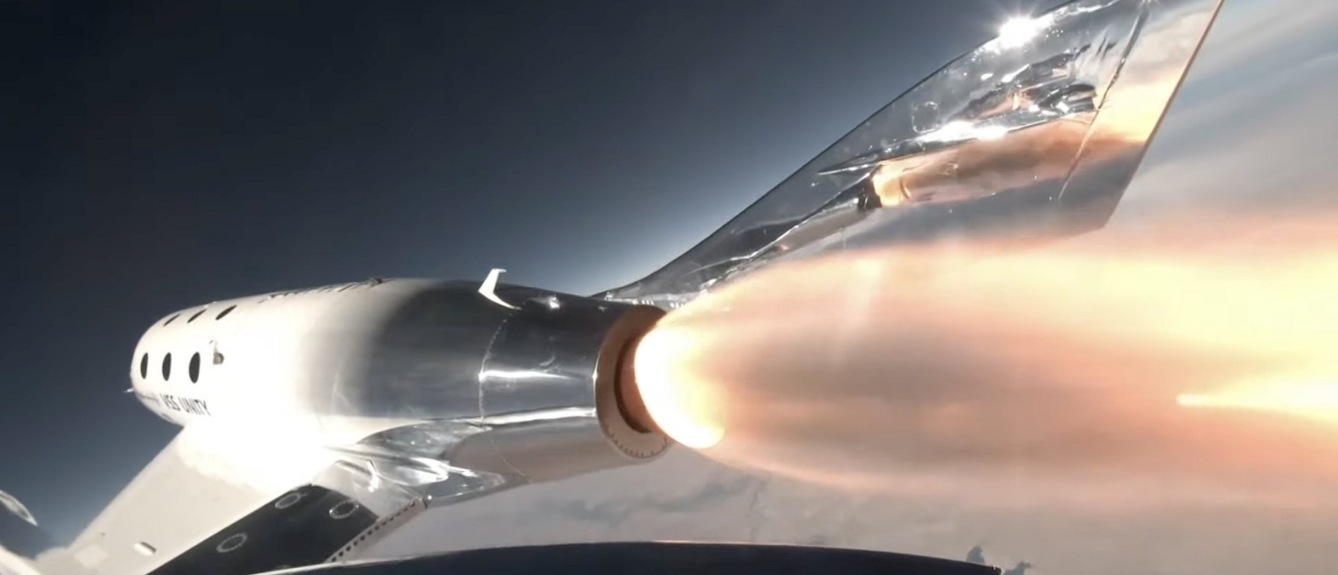 Virgin Galactic VSS Eve lights up rocket motor