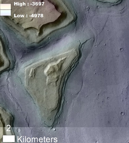 This image shows the region inside the yellow box in the image above. It shows the lobate margin forming part of a constant elevation contact, which the authors say is the lake’s inundation periphery. This region is a good landing spot because of its proximity to so many features. Image Credit: Rodriguez et al. 2023/NASA.