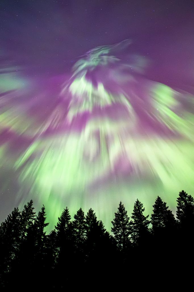 What a Weekend! Spectacular Aurora Photos from Around the World